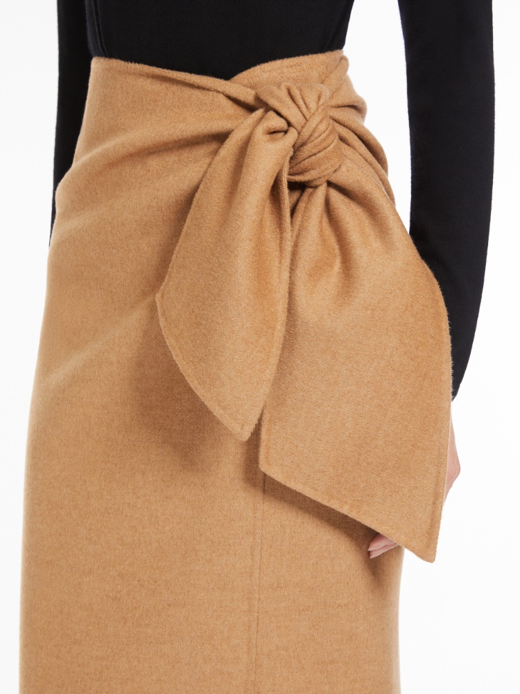 Straight skirt in lightweight camel hair - 驼色 - Marina Rinaldi - 4