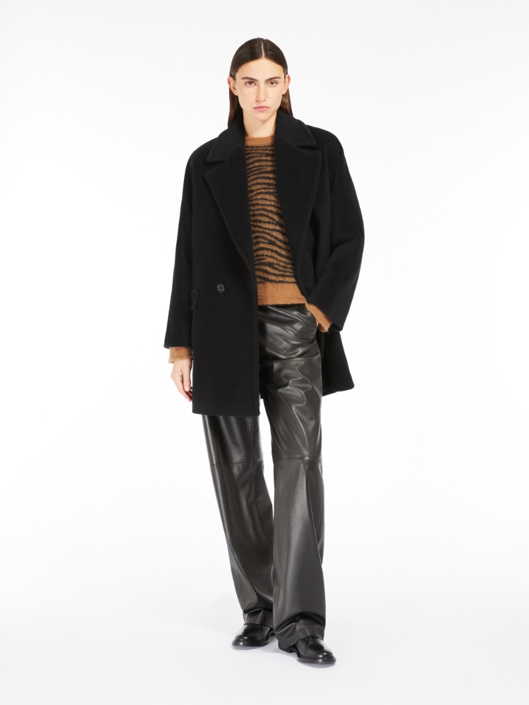 存在感抜群★MaxMara Radice teddy jacket Radice alpaca, wool, and silk teddy jacket in beige - Max