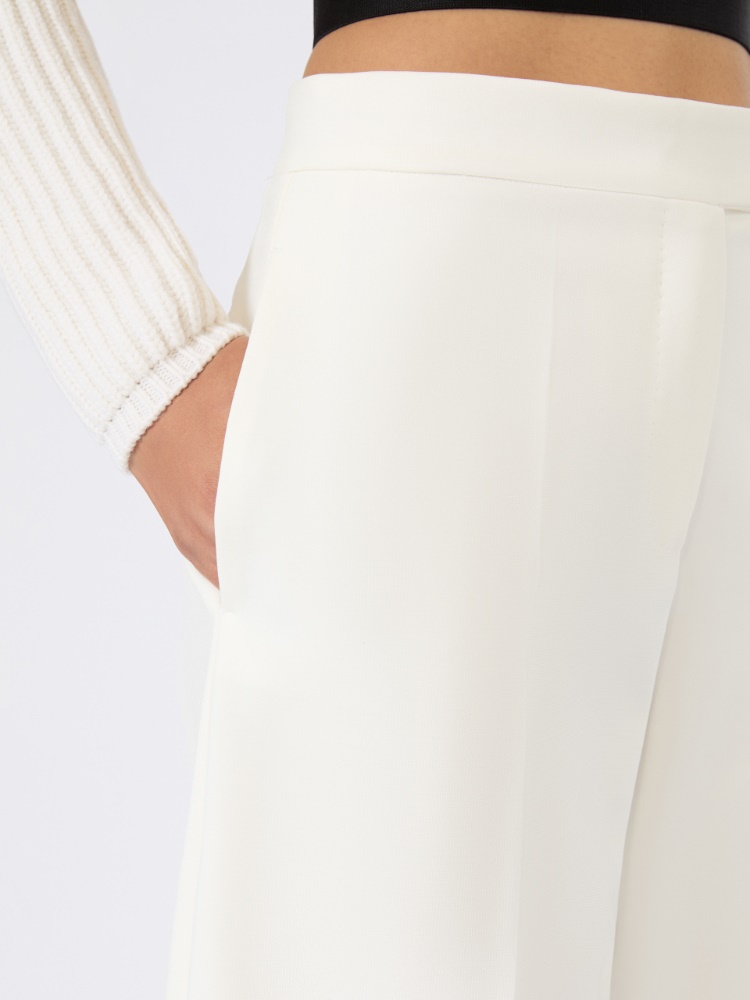 Viscose crêpe jersey Bermuda shorts - 白色 - Marina Rinaldi - 4