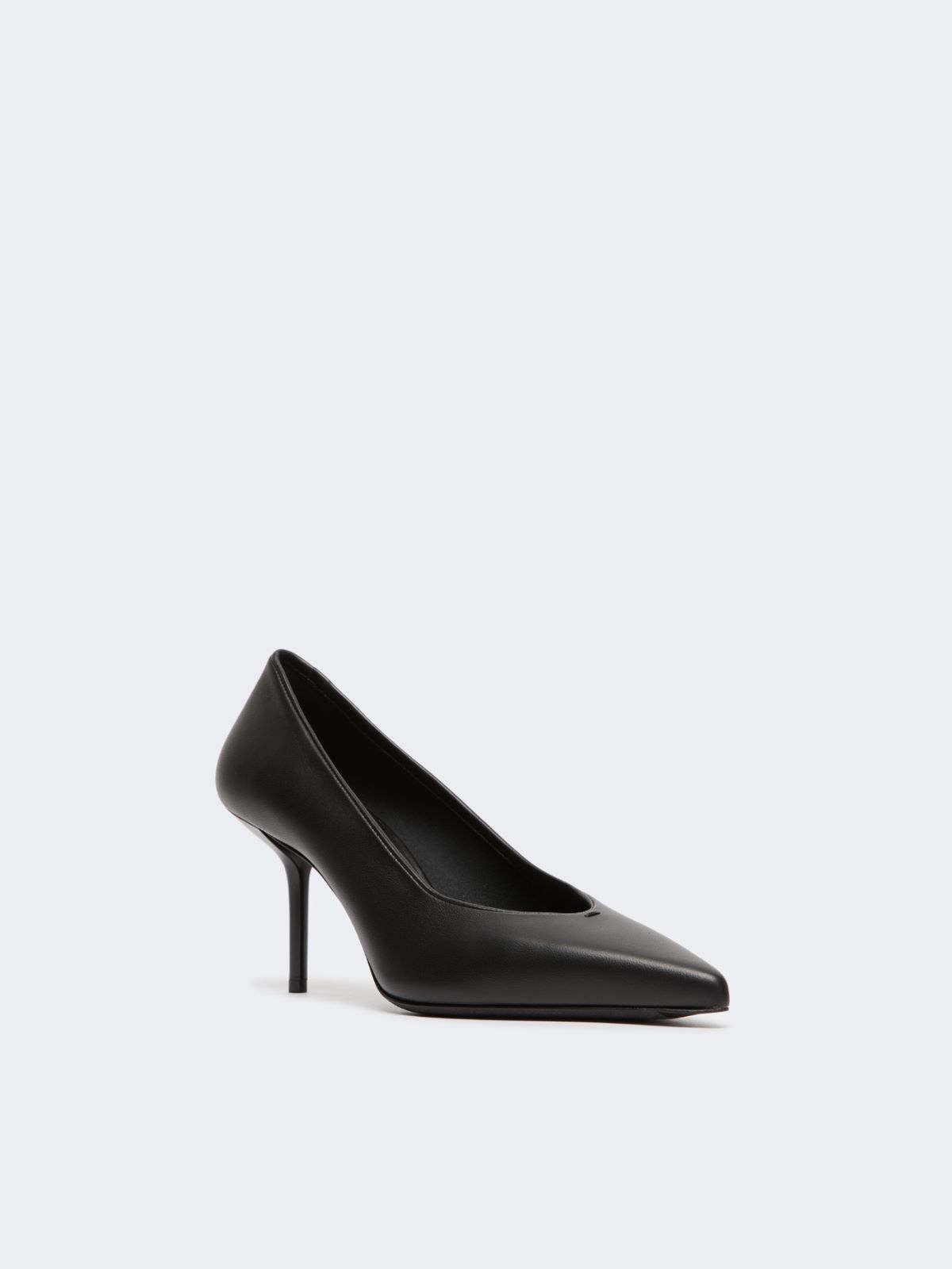 Court shoes in soft nappa leather - 黑色 - Marina Rinaldi - 2