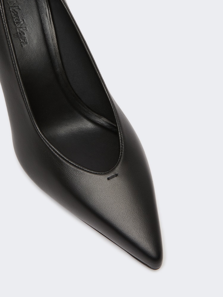 Court shoes in soft nappa leather - 黑色 - Marina Rinaldi - 4