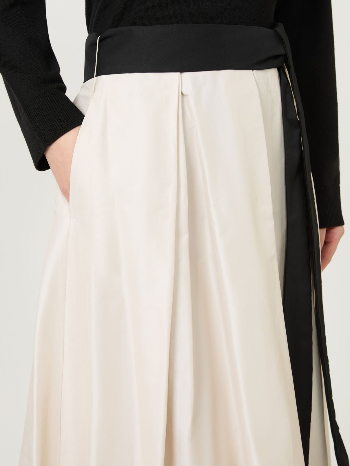 棉质混纺微喇廓形半身裙 - 米色 - Marina Rinaldi - 4